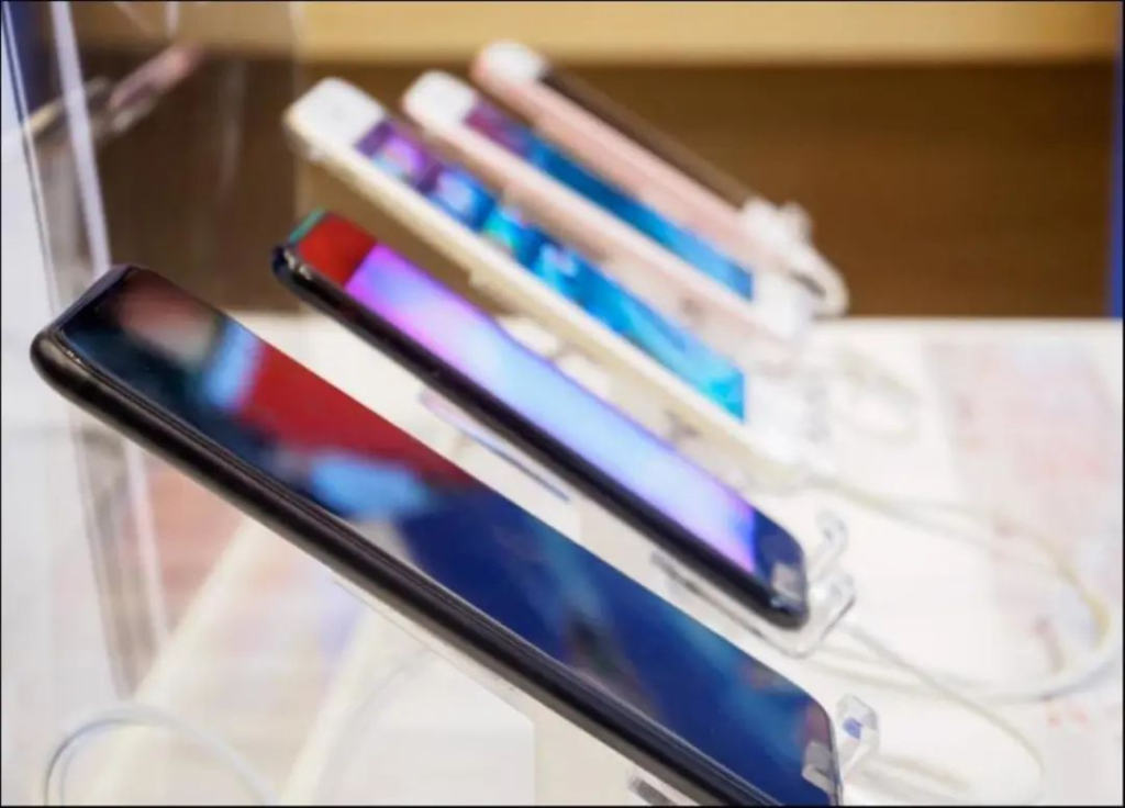 双11「冠军」加身的国产手机，依旧打不过没有自封「冠军」的苹果-山海云端论坛
